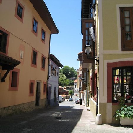 Hostal Casa Cotiellu Llanes Exterior foto